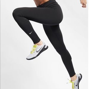 NWT Nike One Tights